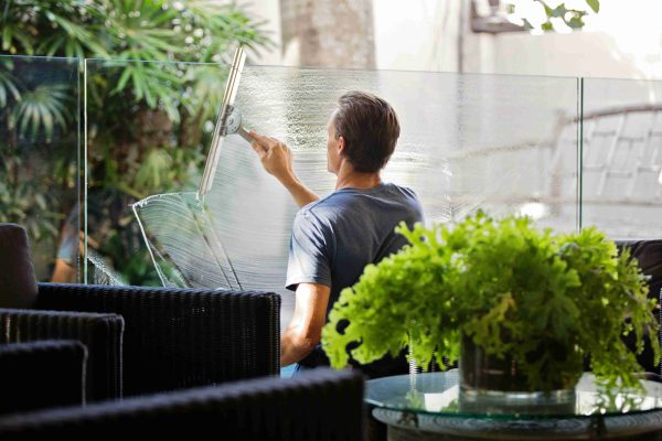 A Clear View to Sustainability: Swish’s Innovative Window Cleaning Solutions