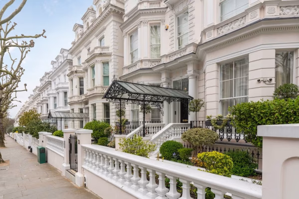 Art, Fashion, and Property: How London’s Cultural Capital Creates a Lifestyle Market